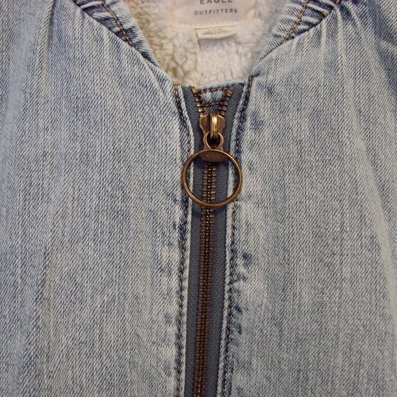 American Eagle Denim Faux Fur Lined Bomber Jacket Size Small - Picture 5 of 16
